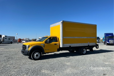2018 Ford F-450 XL 4x2 Furgonetka