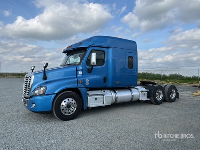 2017 Freightliner Cascadia 125 6x4 Ciągnik siodłowy T/A z kabiną sypialną