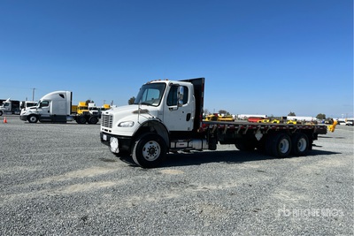 2014 Freightliner M2 106 6x4 Ciężarówka z płaską platformą