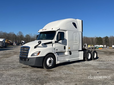 2018 Freightliner Cascadia 126 6x4 Tracteur Routier Couchette