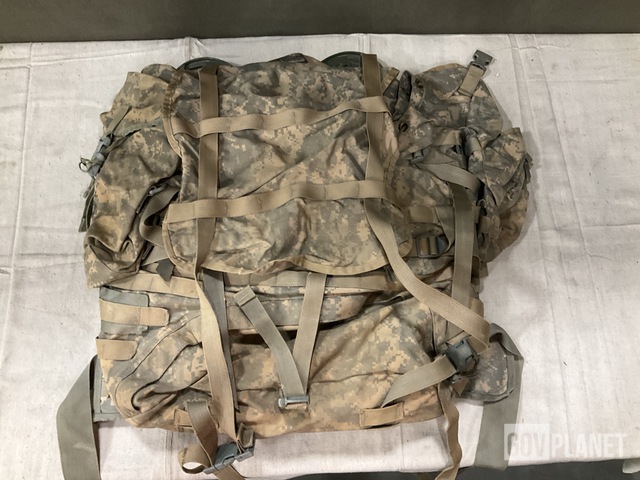 Surplus (28) Large Field Pack Sets in Chambersburg, Pennsylvania ...