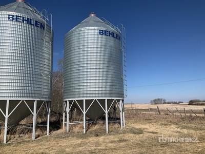 Behlen +/- 3500 bu 4 Ring Hopper Grain Bin