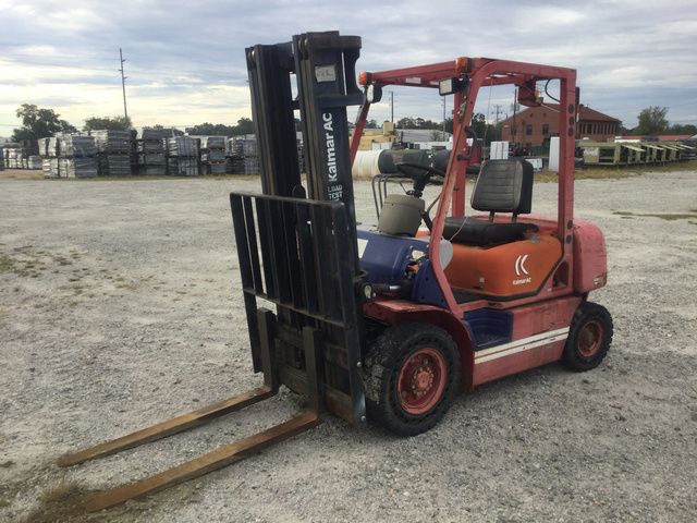 Kalmar AC P40BXD PSSN Pneumatic Tire Forklift