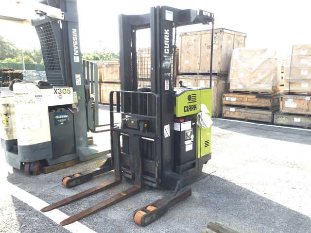 Clark NPR17 Electric Forklift
