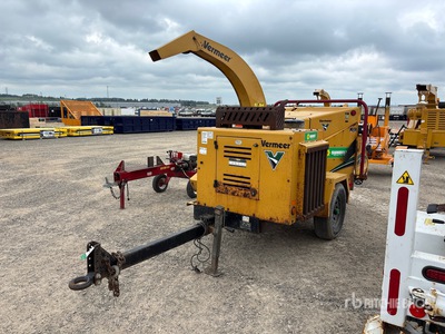 2017 Vermeer BC1000 XL Tow-Behind Chipper