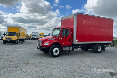 2017 Freightliner M2 106 4x2 Furgonetka