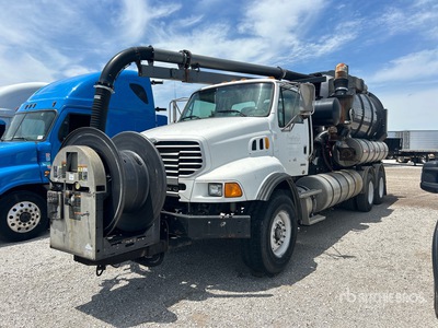 Vactor 2100 on 2007 Sterling LT9500 6x4 Vacuüm tankwagen
