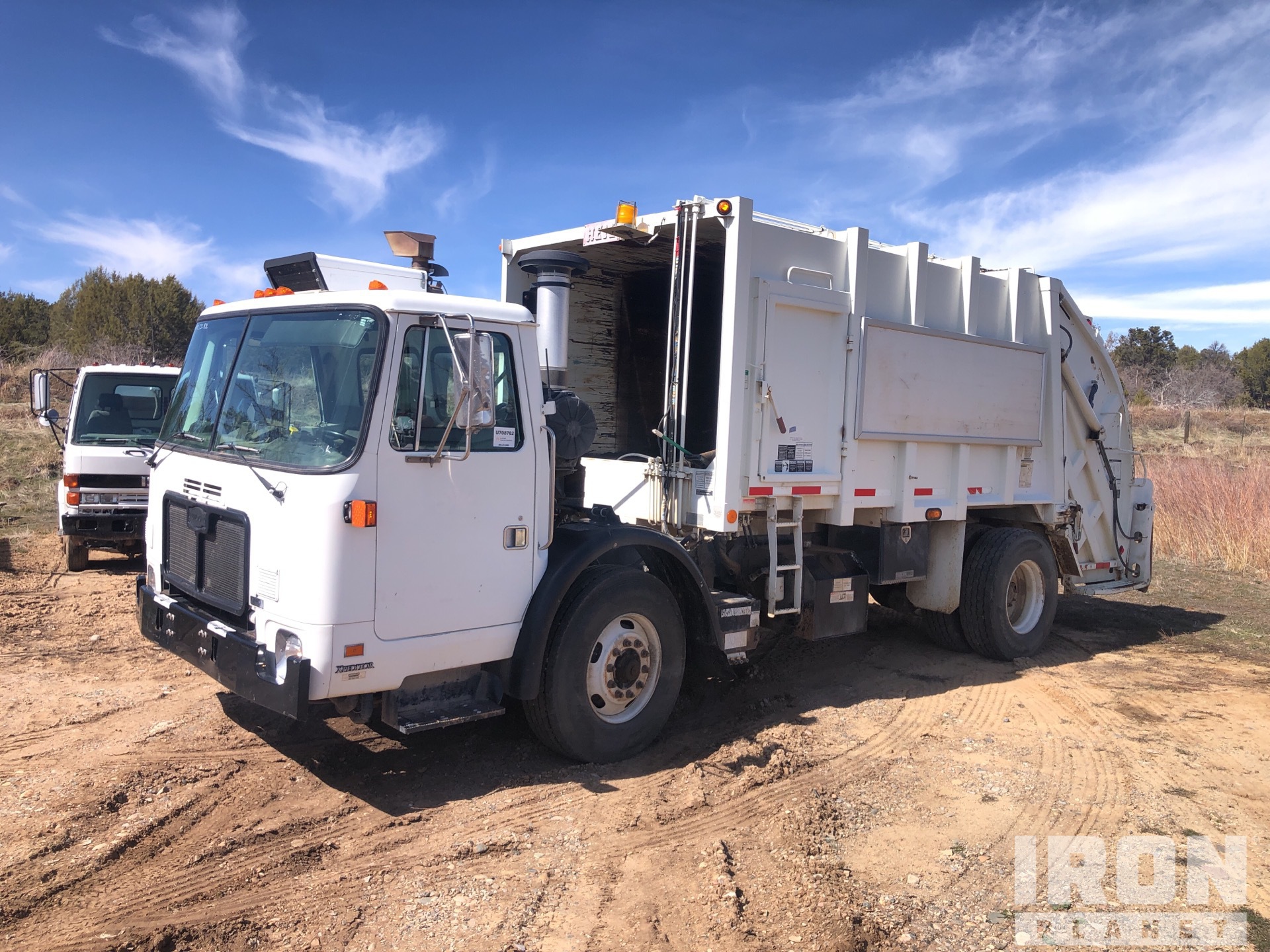 2008 Autocar WXLL 4x2 COE Waste Collection Truck in Ignacio