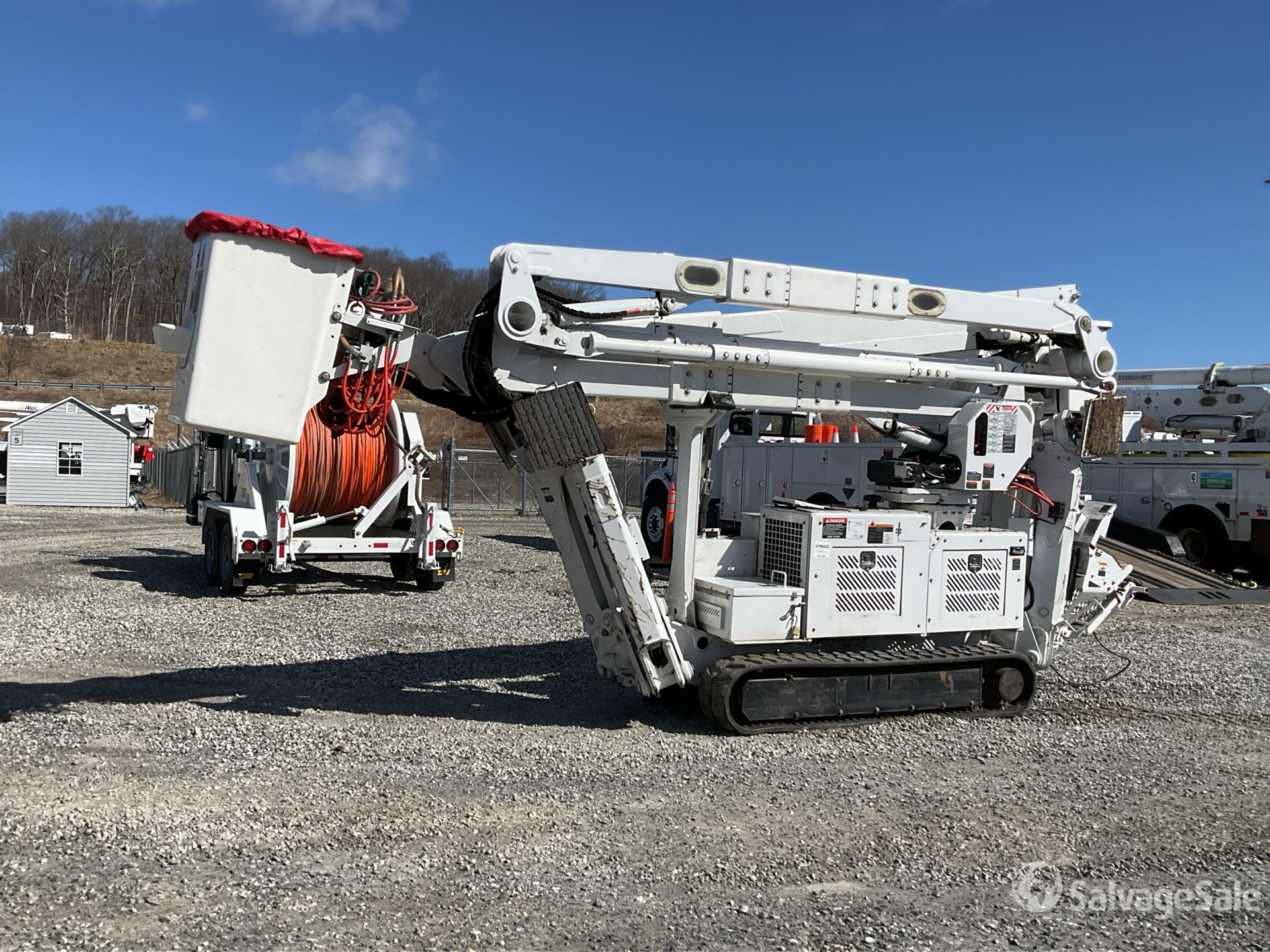 2018 Altec TDA58 Crawler Carrier Aerial Lift in Shrewsbury