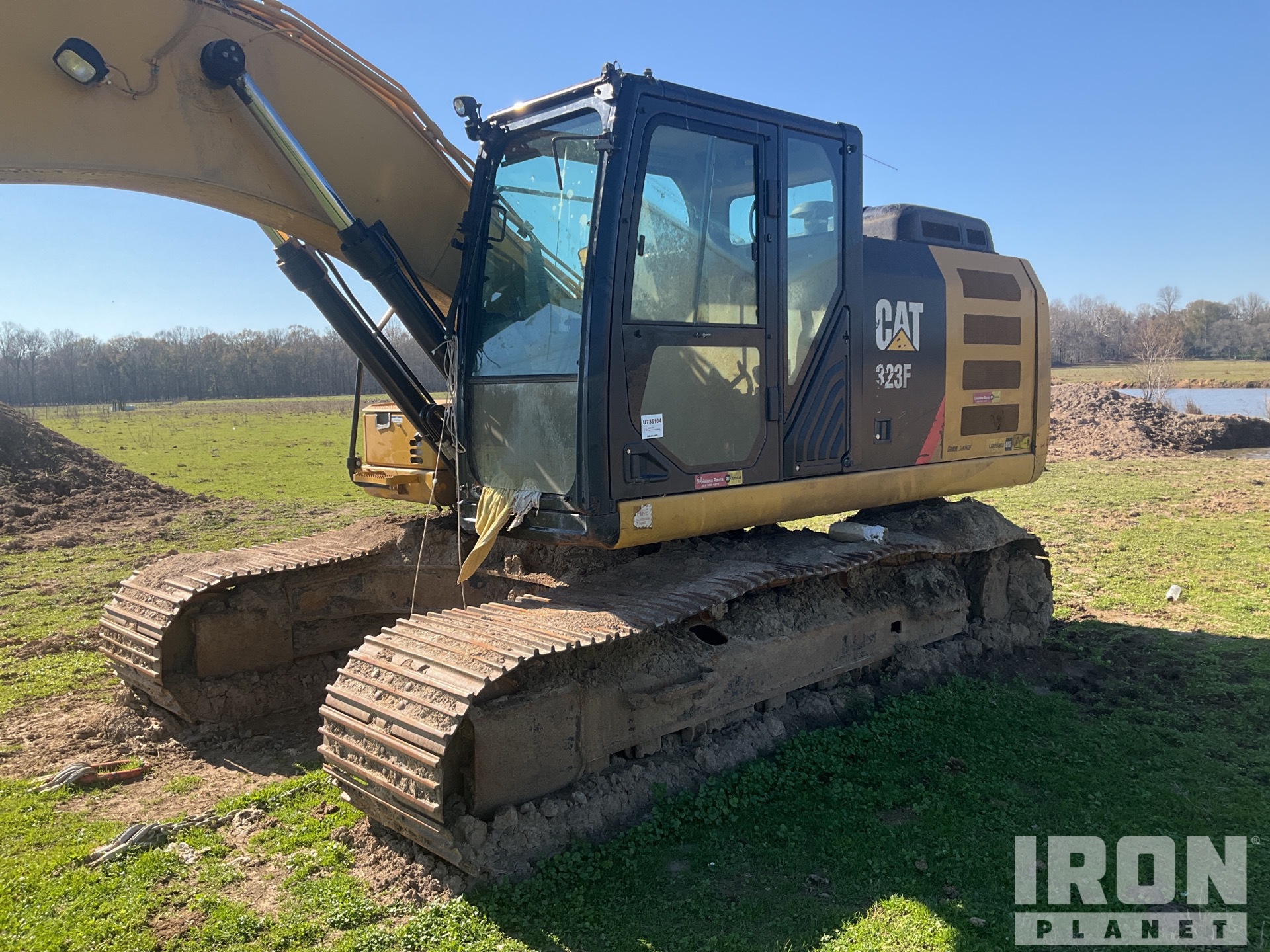 2015 Cat 323F L Tracked Excavator (Inoperable) in Opelousas