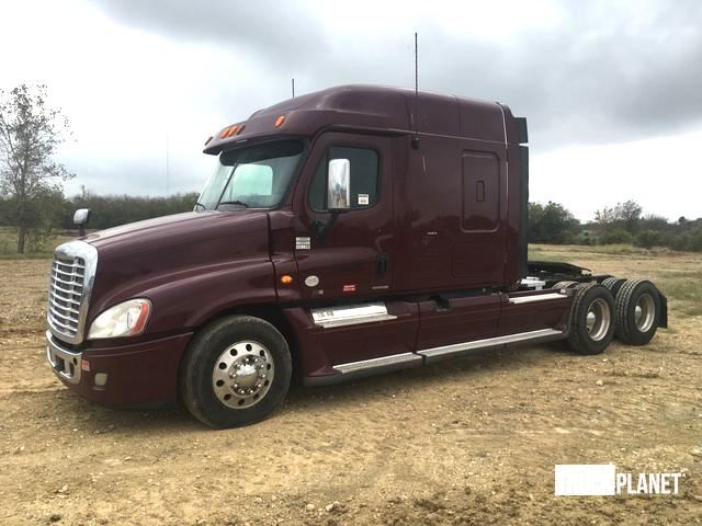 Freightliner San Antonio >> 2012 Freightliner Cascadia 125 T A Sleeper Truck Tractor In Freightliner San Antonio >> 2012 Freightliner Cascadia 125 T A Sleeper Truck Tractor In