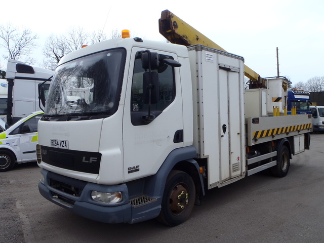 2004 DAF FA LF 45.150 MEWP C/w Versalift ET29NE 2004 DAF FA LF 45.150 MEWP C/w Versalift ET29NE