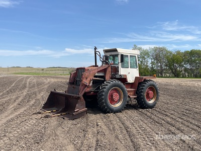 1972 International 4166 4WD Tractor