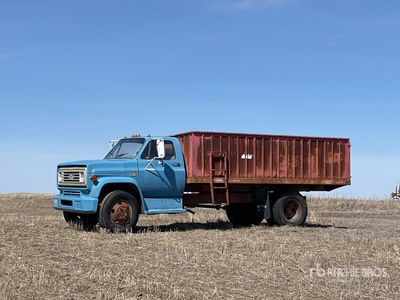 1973 Chevrolet C60 4x2 Camion à grains