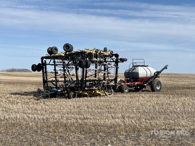 2012 SeedMaster 6612 CT-TXB-CS 66 ft Air Drill