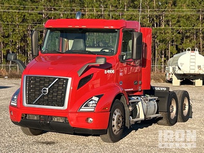 2021 Volvo VNR 6x2 S/A Day Cab Truck Tractor