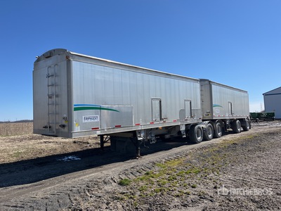 2007 Wallinga 32 ft Tri/A Super B-Train Lead Remorque à grains