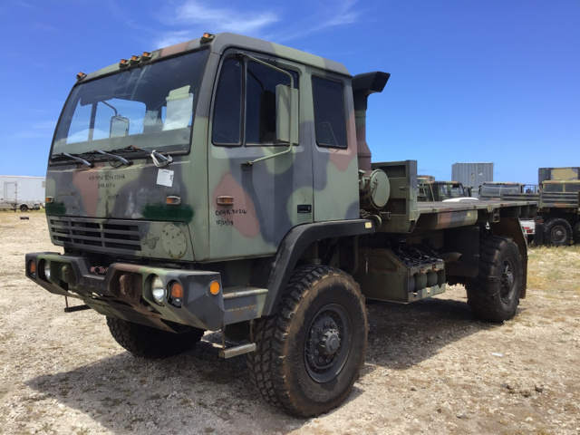 Stewart & Stevenson M1078 LMTV 4x4 Cargo Truck