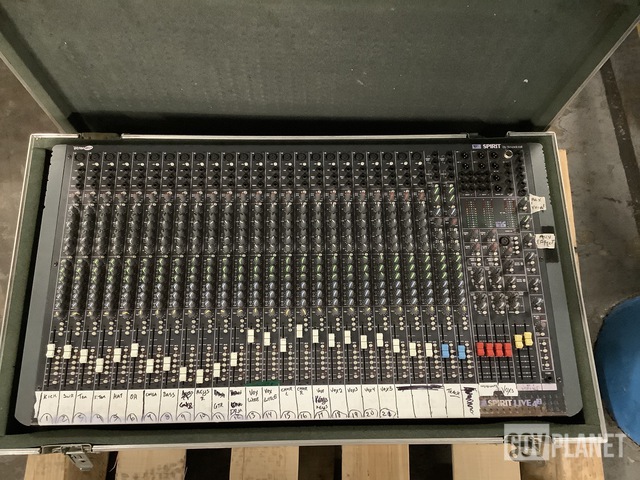 Soundcraft SPIRIT LIVE4 2 アナログミキサー live4no01.jpg