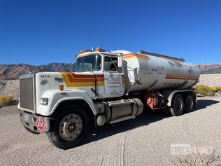 Surplus 1989 Mack RW613 4600 gal 6x4 Fuel Truck in Tooele, Utah, United ...