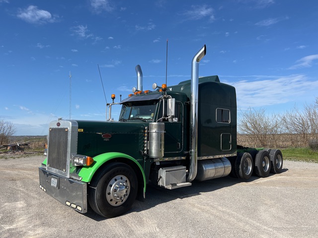 2006 Peterbilt 379 8x6 Tri/A Sleeper Truck Tractor