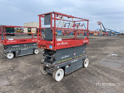 2014 Skyjack SJ3226 Electric Scissor Lift