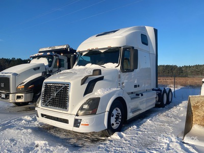 2016 Volvo VNL670 6x4 T/A Sleeper Truck Tractor