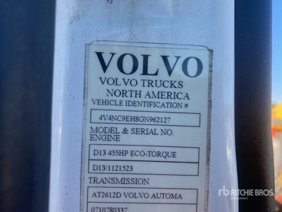 2016 Volvo VNL670 6x4 Tracteur routier couchette