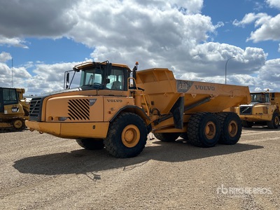 2004 Volvo A30D Camion à benne basculante articulé