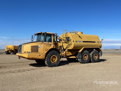 2007 Volvo A30D 5000 gal 6x4 Citerne à eau