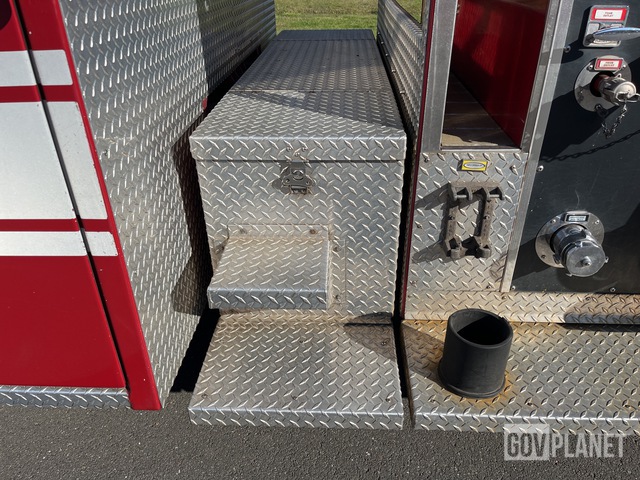 Surplus 1995 Pierce CSYBX-1250 4x2 COE Crew Cab Fire Truck