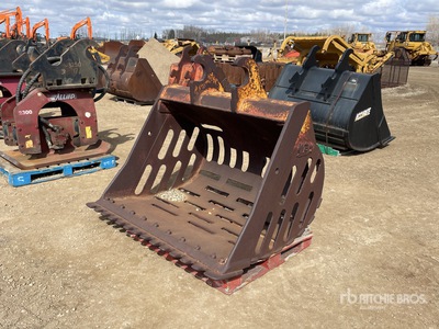 WBM 60 in Q/C Skeleton Excavator Bucket - Fits 200 Series