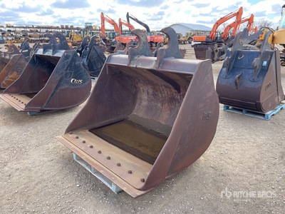 CWS 72 in Q/C Cleanup Excavator Bucket - Fits ZX350