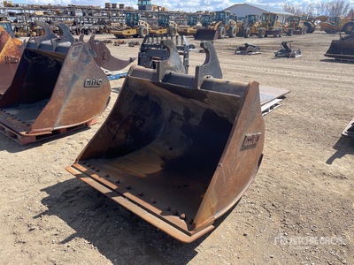 Accurate 60 in Q/C Cleanup Excavator Bucket - Fits 200 Series