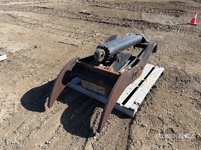 CWS 30 in Excavator Thumb - Fits Hitachi 350