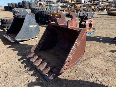52 in Q/C Digging Excavator Bucket - Fits 200 Series