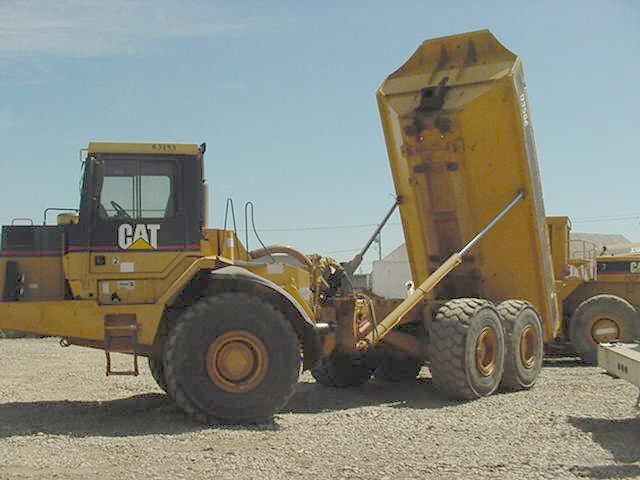 1998 Caterpillar D350E Articulated Truck in San Leandro