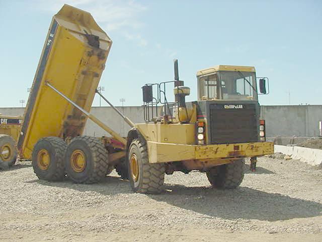 1998 Caterpillar D350E Articulated Truck in San Leandro