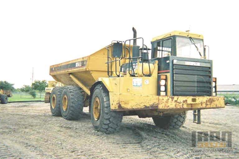 1997 Caterpillar D350E Articulated Truck in Orlando, Florida