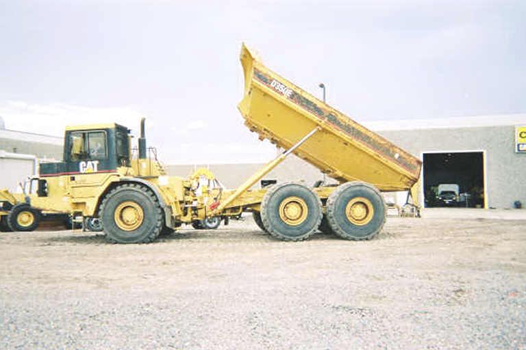 1997 Caterpillar D350E Articulated Truck in Orlando, Florida