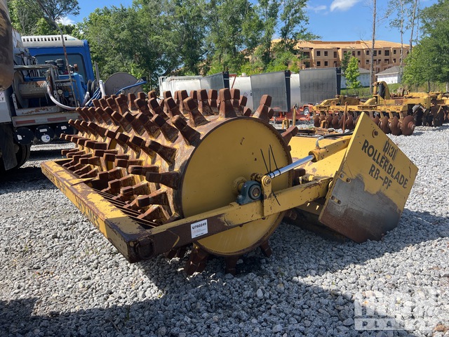 Holmes RB-PF Roller Blade Sheepsfoot Pull Behind Compactor in Lutz ...