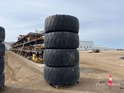 Quantity of (4) 29.5x25 Pneus - Fits Cat 980H