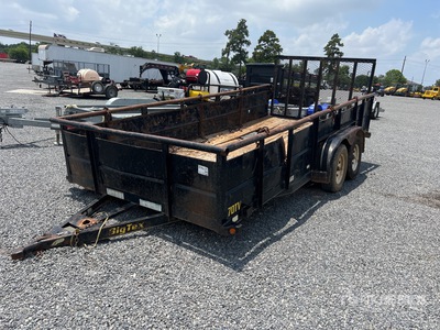 2013 Big Tex 70TV-16BK 16 ft T/A Trailer utilitario
