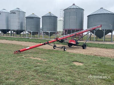 2008 Wheatheart BH 846 8 in x 46 ft Barrena de grano