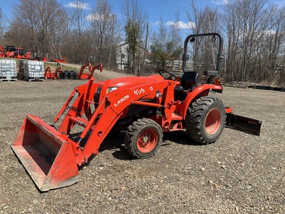 2021 Kubota L3301DHST 4WD Utility Tractor