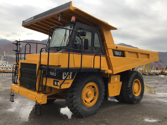 1996 Cat 769D Off-Road End Dump Truck 1996 Cat 769D Off-Road End Dump Truck
