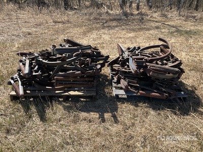 Quantity of (33) Single Spring Spikes