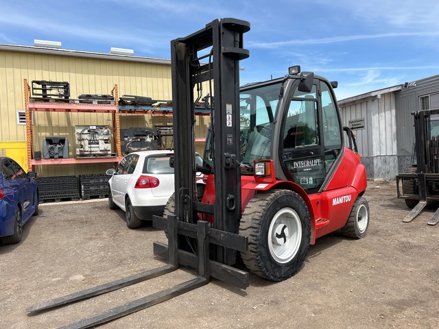 2016 Manitou MSI50T 10000 lb Pneumatic Tire Forklift 2016 Manitou MSI50T 10000 lb Pneumatic Tire Forklift