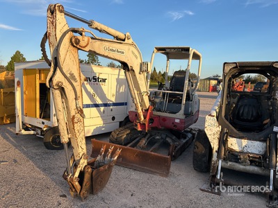 2013 Takeuchi TB235 Mini-pelle  (Inoperable)
