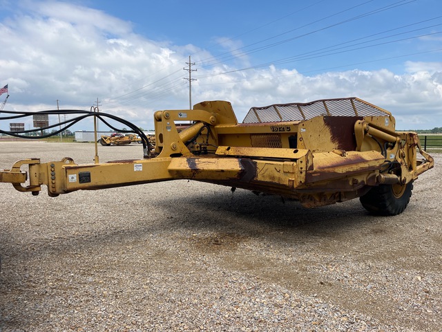 2003 John Deere 1812C 4 Tire Hydraulic Pull Scraper